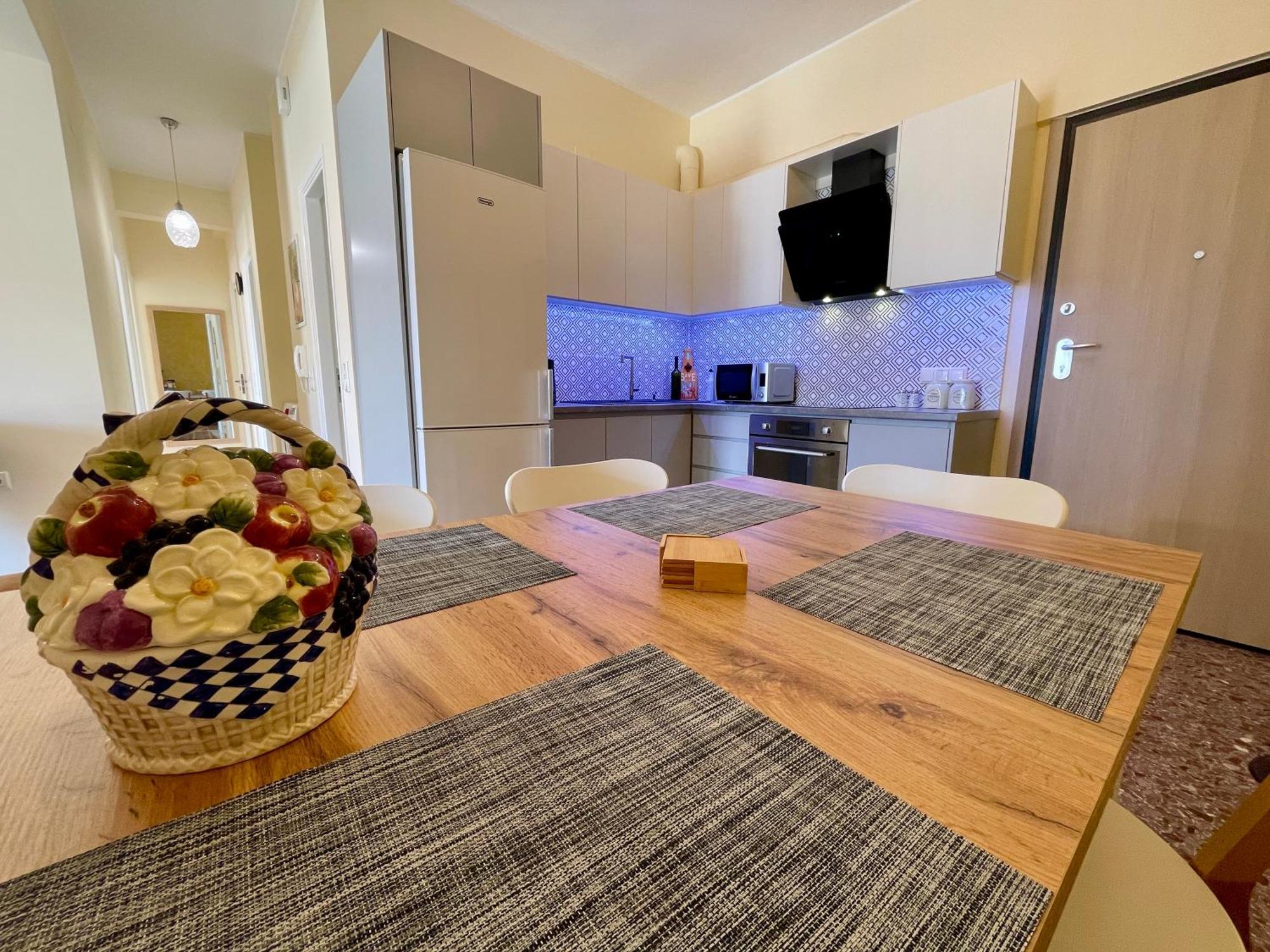 Kalamata.House - Sunny And Modern Apartment With View! Exteriör bild